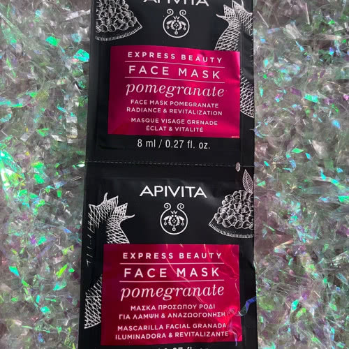 Омолаживающая маска для лица с эффектом сияния Apivita Express Beauty Radiance And Revitalization Pomegranate Face Mask 2х8 мл.
