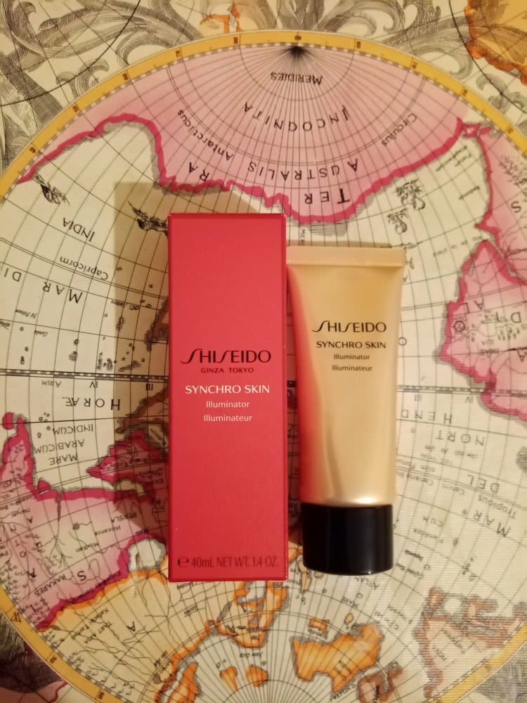 Shiseido Synchro Skin. Иллюминирующее средство
