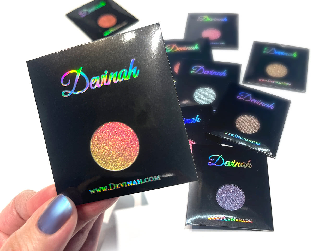 Devinah Cosmetics: мультихромы ‘Galaxy Dust Shifters’