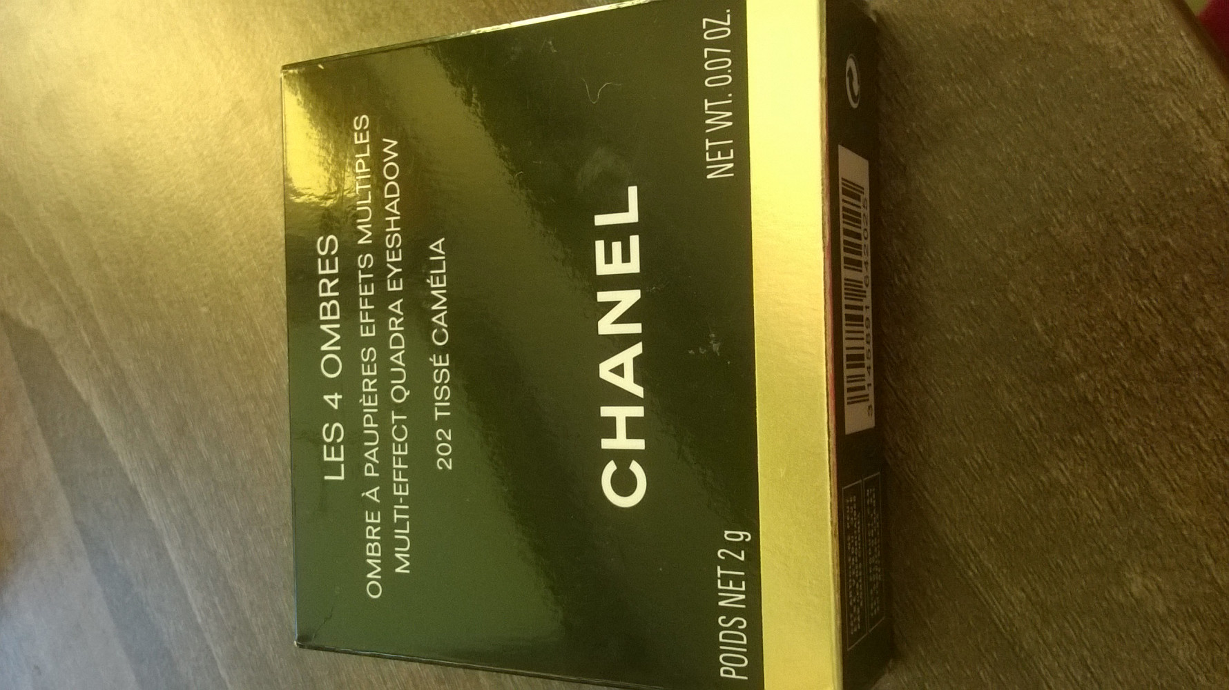 Chanel les 4 ombres 202 tisse camelia