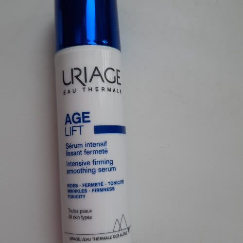 Разглаживающая сыворотка для лица Uriage Age lift serum