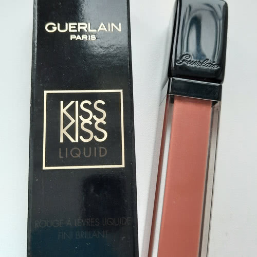 Жидкая глянцевая помада для губ Guerlain Kiss kiss liquid