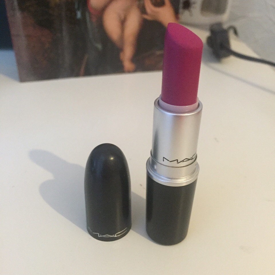 Mac retro matte lipstick Flat out fabulous