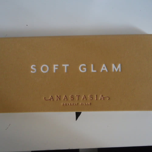 Набор Anastasia Beverly Hills Soft Glam (палетка теней+тушь+жидкая помада)