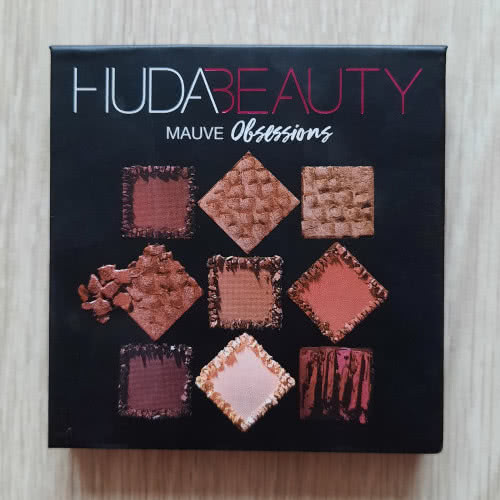 Huda Beauty Mauve Obsessions Eye Shadow Palette