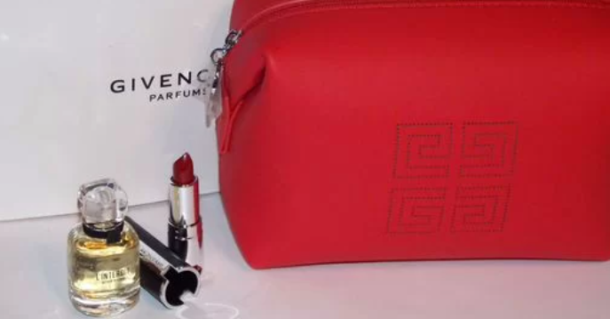 Подарочные наборы Givenchy