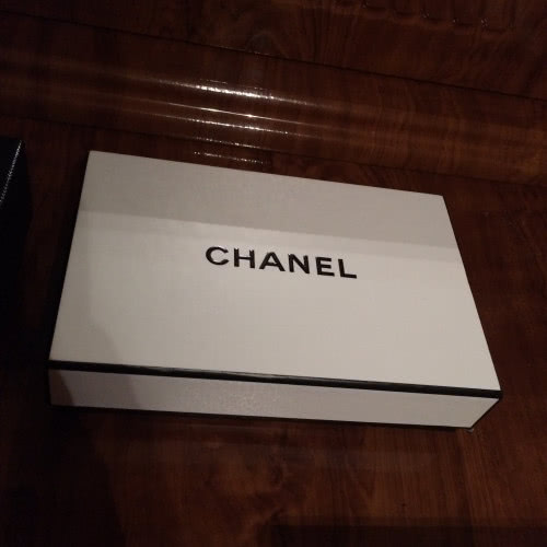 Chanel коробка