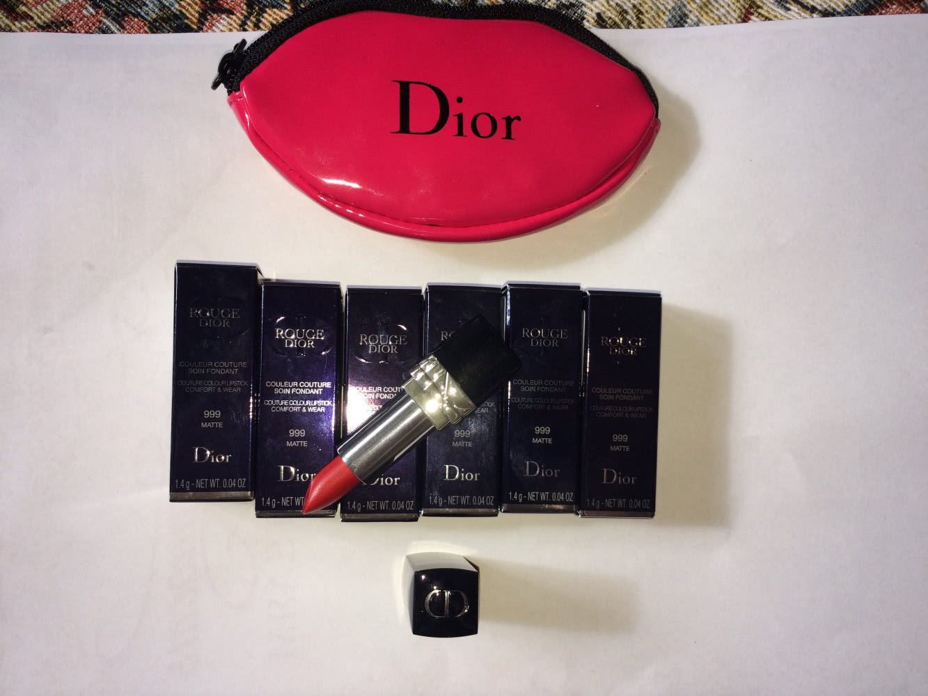 Помада Dior rouge 999 и чехол для помады Dior