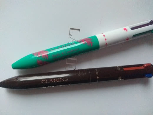 Четырехцветная ручка-подводка для глаз и губ Clarins Stylo 4 couleurs