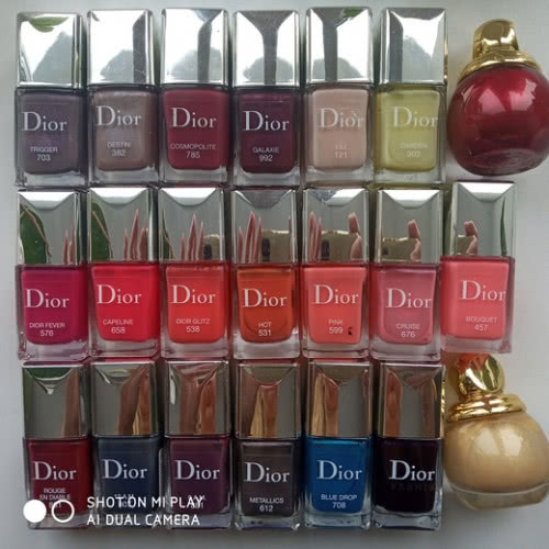 Коллекция лаков для ногтей Dior
