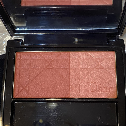 Румяна Dior pink in love 889