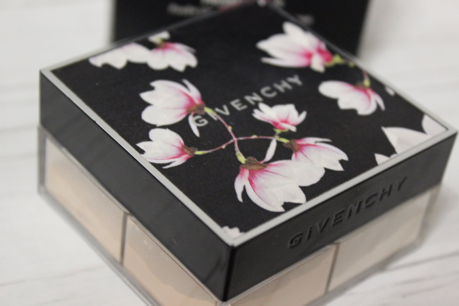 Givenchy Prisme Libre Loose Powder Magnolia Makeup Collection Spring Summer 2016