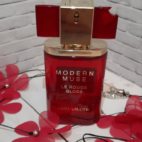 Estee lauder modern muse rouge парфюм 30 мл