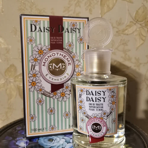 Туалетная вода Daisy Daisy от Monotheme Fine Fragrances Venezia