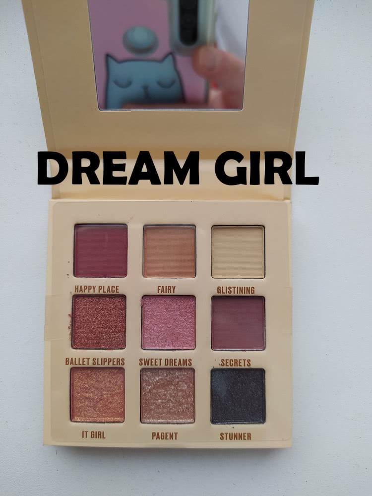 Палетка теней Makeup Obsession Dream Girl Mini 9 Pan Eyeshadow Palette