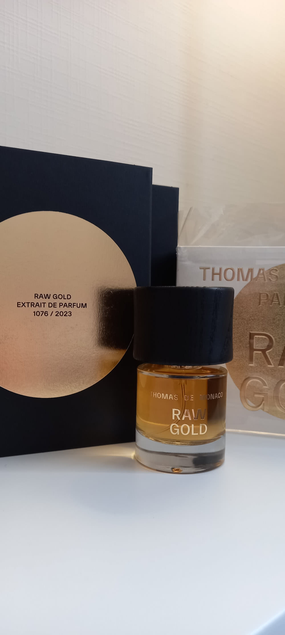 Делюсь Raw Gold Extrait de Parfum Thomas de Monaco