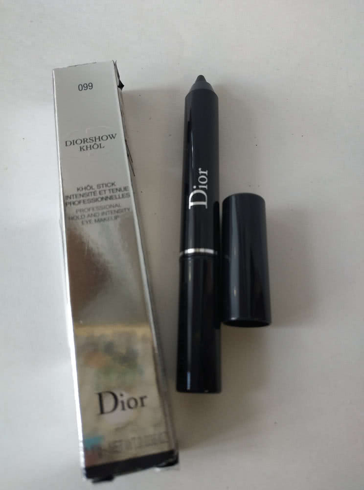 Черный карандаш для глаз Dior 099