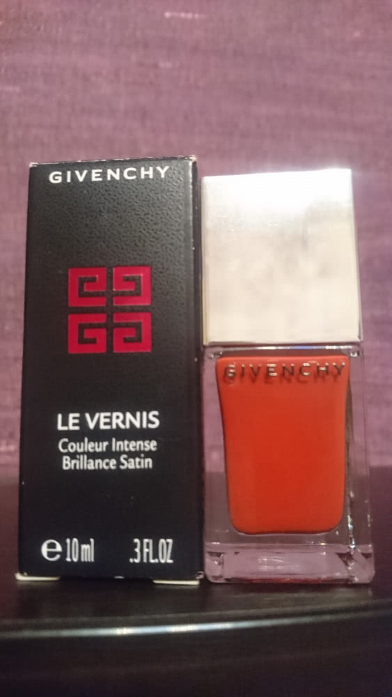 Лак Givenchy 28 Rouge acajou осенняя коллекция 2015