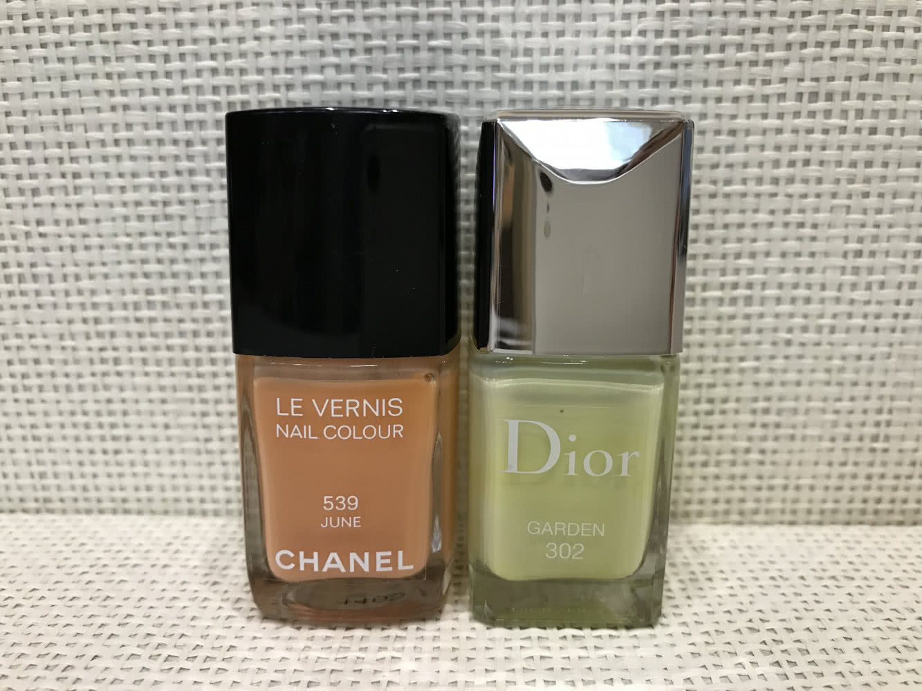 Лаки для ногтей Chanel, Dior