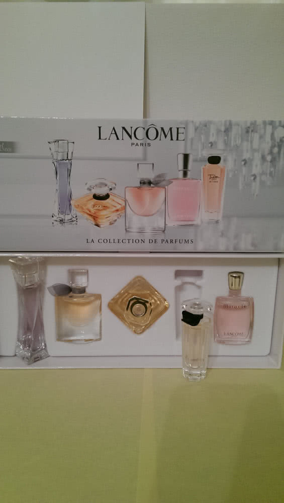 Набор миниатюр парфюма LANCOME travel exclusive