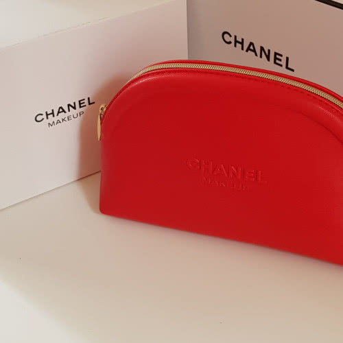 Косметичка Chanel новая из экокожи