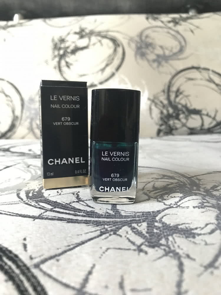 Лак Chanel Vert Obscur