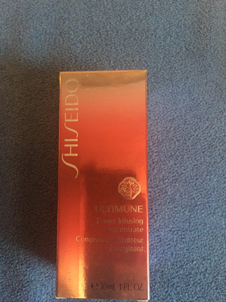 Shiseido Ultimune Концентрат, восстанавливающий энергию кожи