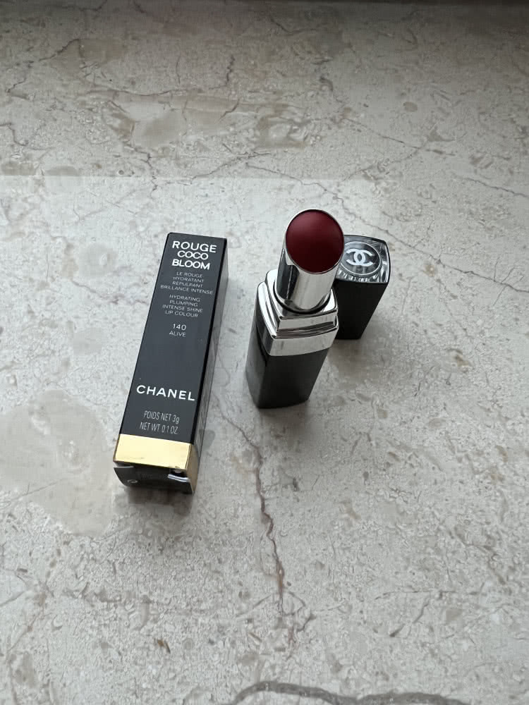 Chanel Rouge Coco Bloom 140 Alive