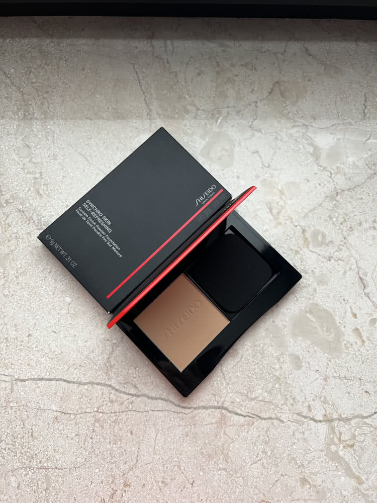 Shiseido Synchro Skin Компактная тональная пудра
