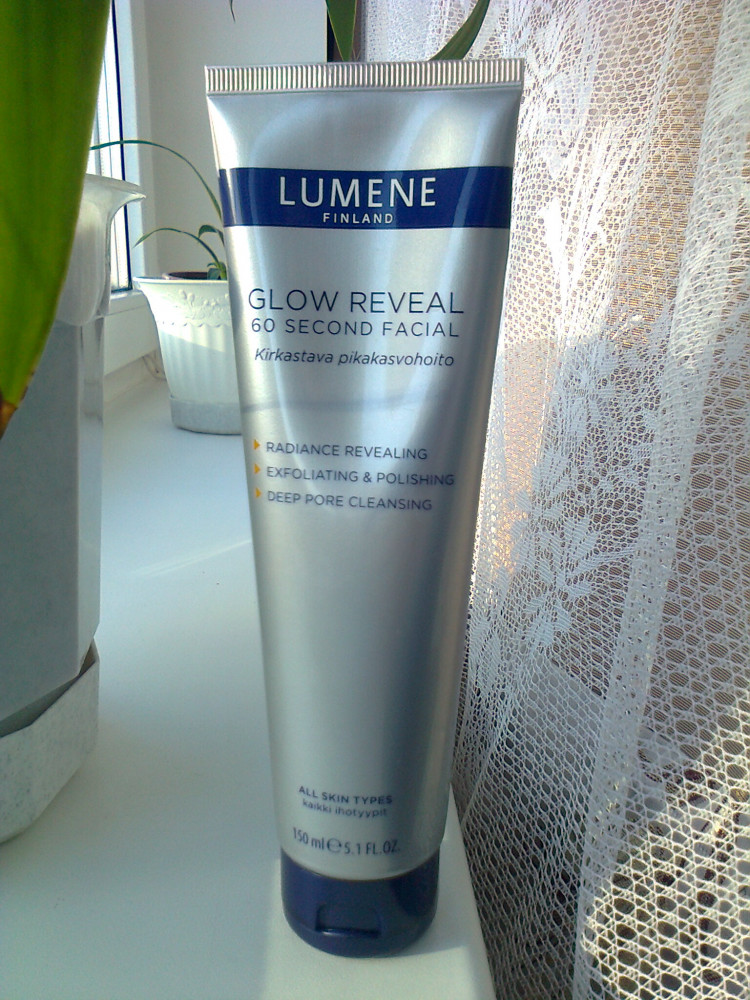 Очищающее средство Lumene Glow Reveal 60 Second Facial