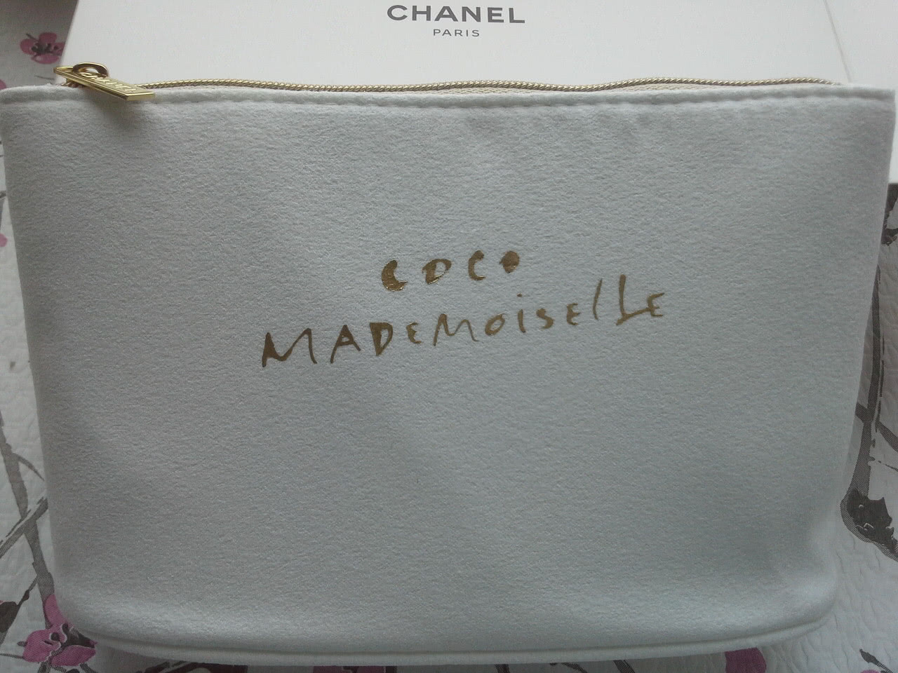Шанель, косметичка "Coco Mademoiselle"