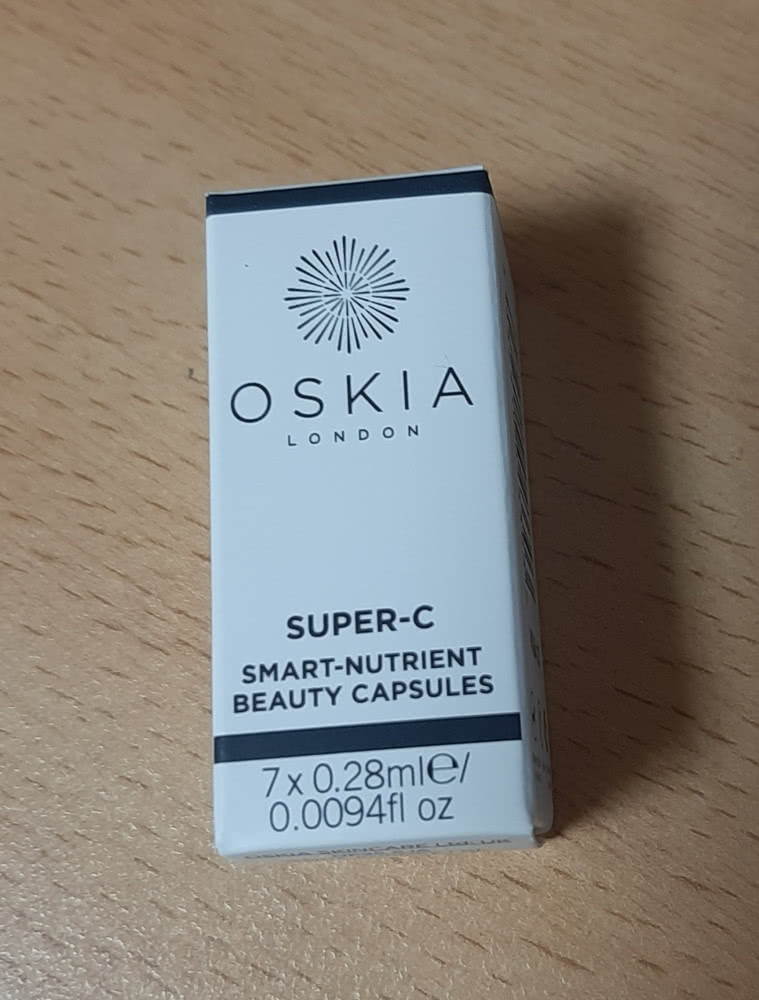 Капсулы с витамином С Oskia London Super-C Smart-Nutrient Beauty Capsules