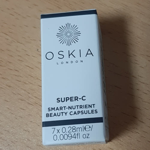 Капсулы с витамином С Oskia London Super-C Smart-Nutrient Beauty Capsules