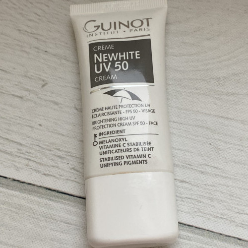 Guinot Newhite UV 50 30 ml солнцезащитный крем для лица