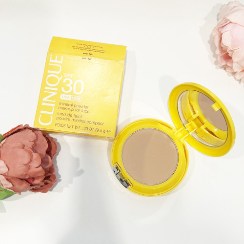 CLINIQUE mineral powder makeup for face very fair