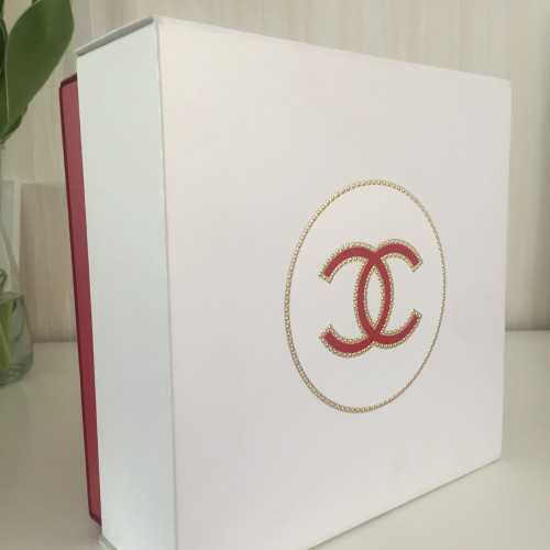 Подарочная коробка Шанель
