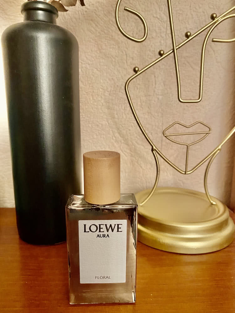 Парфюм Aura Floral от Loewe, EDP 30 ml
