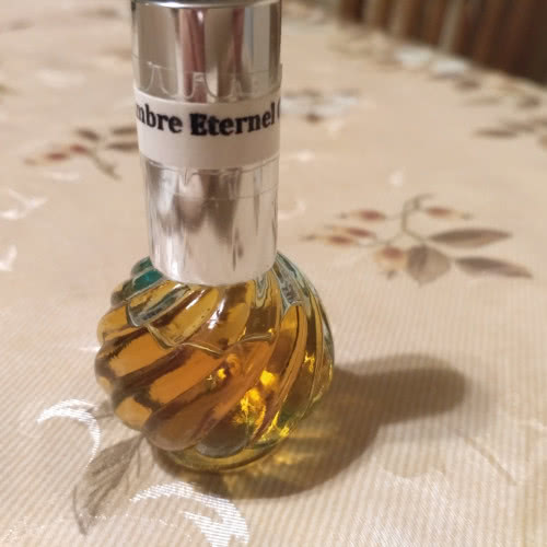 Продам отливант парфюмерной воды Guerlain Ambre Éternel