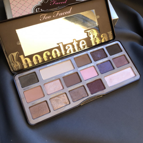 Too Faced chocolate bar palette