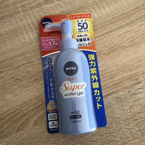Nivea super water gel spf50