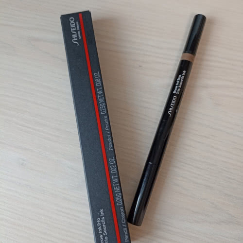 Моделирующий карандаш для бровей Shiseido 3-в-1 Inktrio