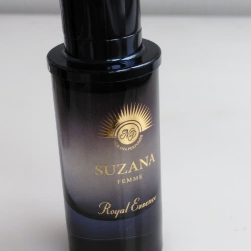 ДЕЛЮСЬ из личного флакона Noran Perfumes Suzana