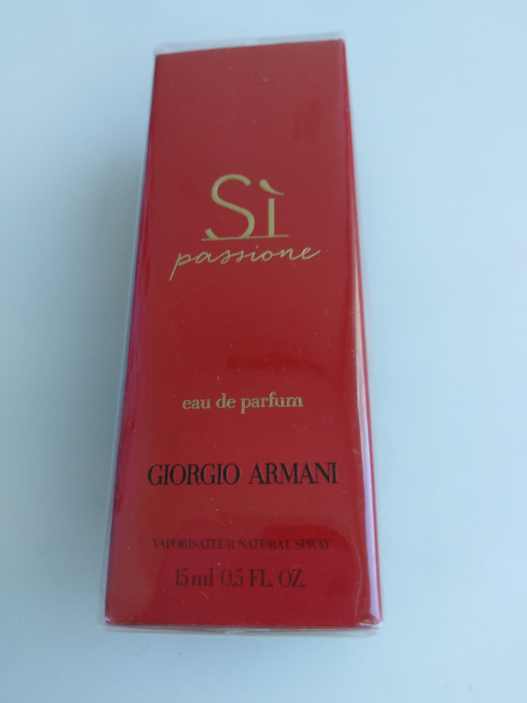 Новая миниатюра Giorgio Armani Sì Passione Eau De Parfum 15 мл.