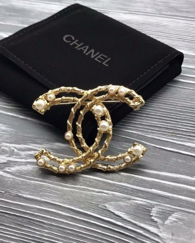 Брошь Chanel Vip Gift