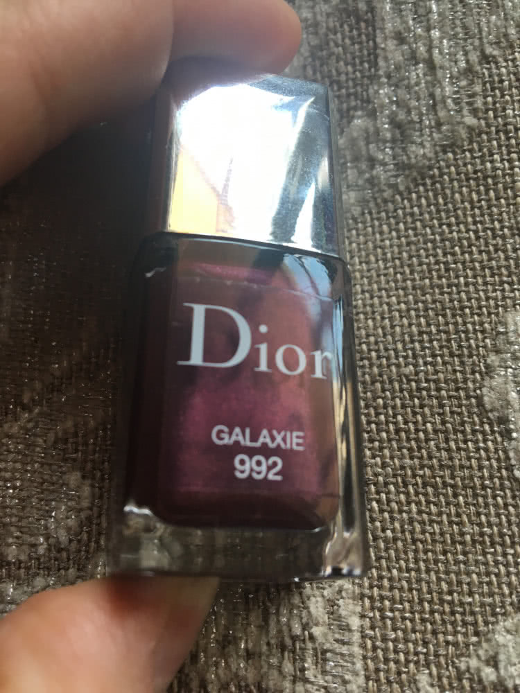 Лак Dior galaxie.