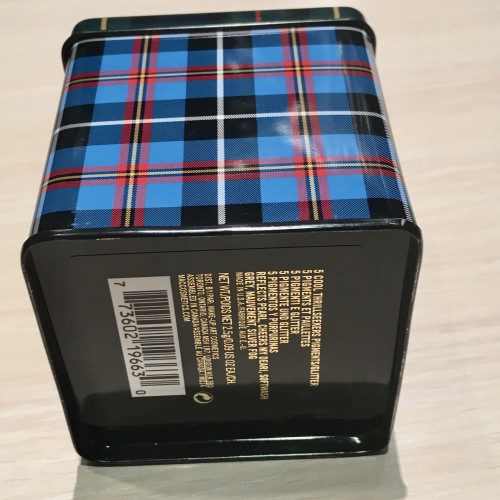 Железная коробочка mac в шотландском стиле