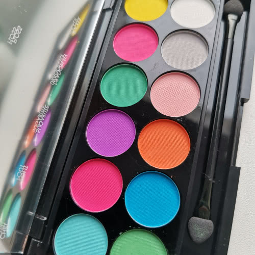 Sleek MakeUp, Eyeshadow Palette I-Divine Ultra Matte V1 - Тени для век в палетке, 12 тонов