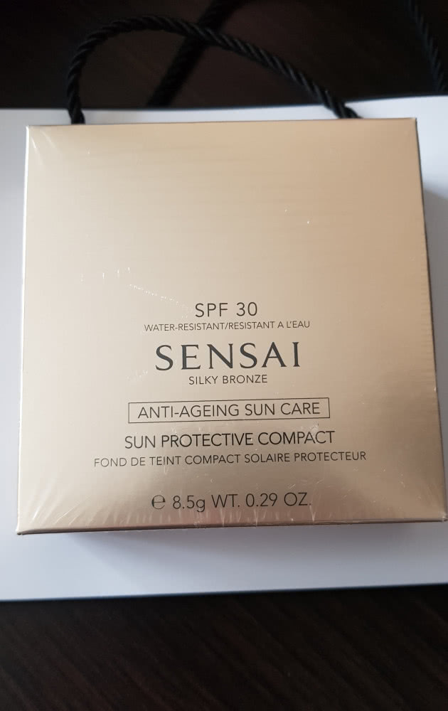 Sensai Silky Bronze SC 01 light, пудра для лица