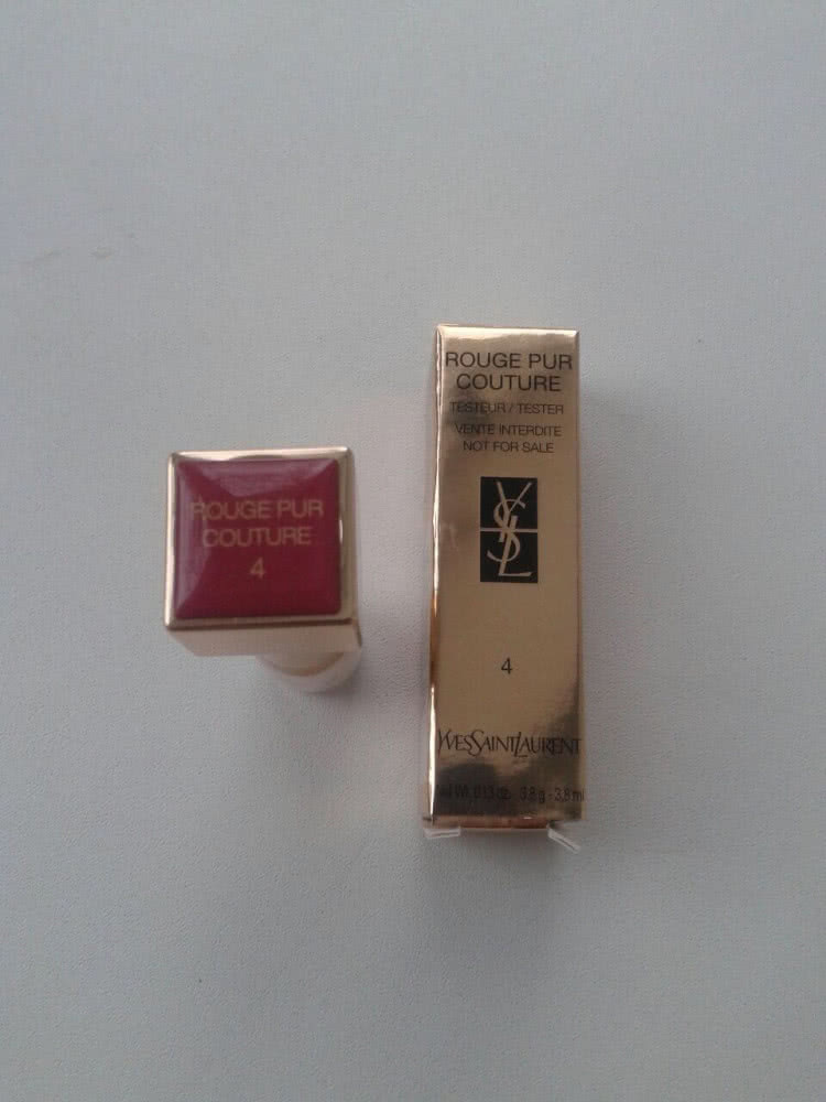 Помада YSL Rouge our couture номер 4