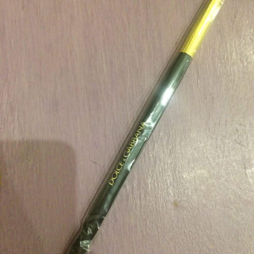 Кисть-карандаш для нанесения и растушевки теней Dolce&Gabbana Pencil Brush
